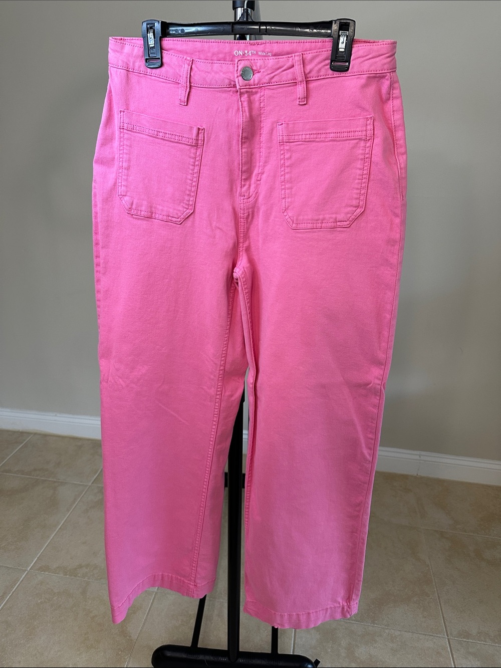 High-Rise Straight Jeans in Bright Pink